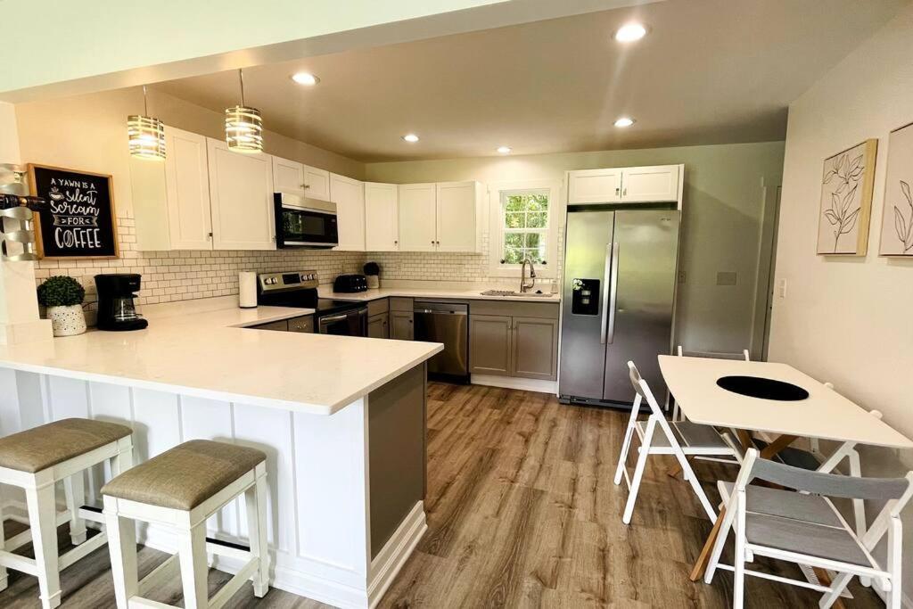 Modern Home Near Uptown Clt, Airport And More Charlotte Ngoại thất bức ảnh