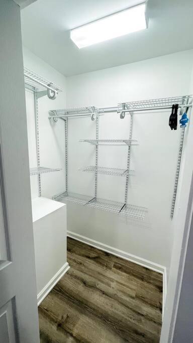Modern Home Near Uptown Clt, Airport And More Charlotte Ngoại thất bức ảnh