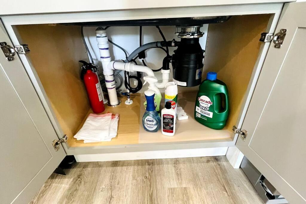 Modern Home Near Uptown Clt, Airport And More Charlotte Ngoại thất bức ảnh