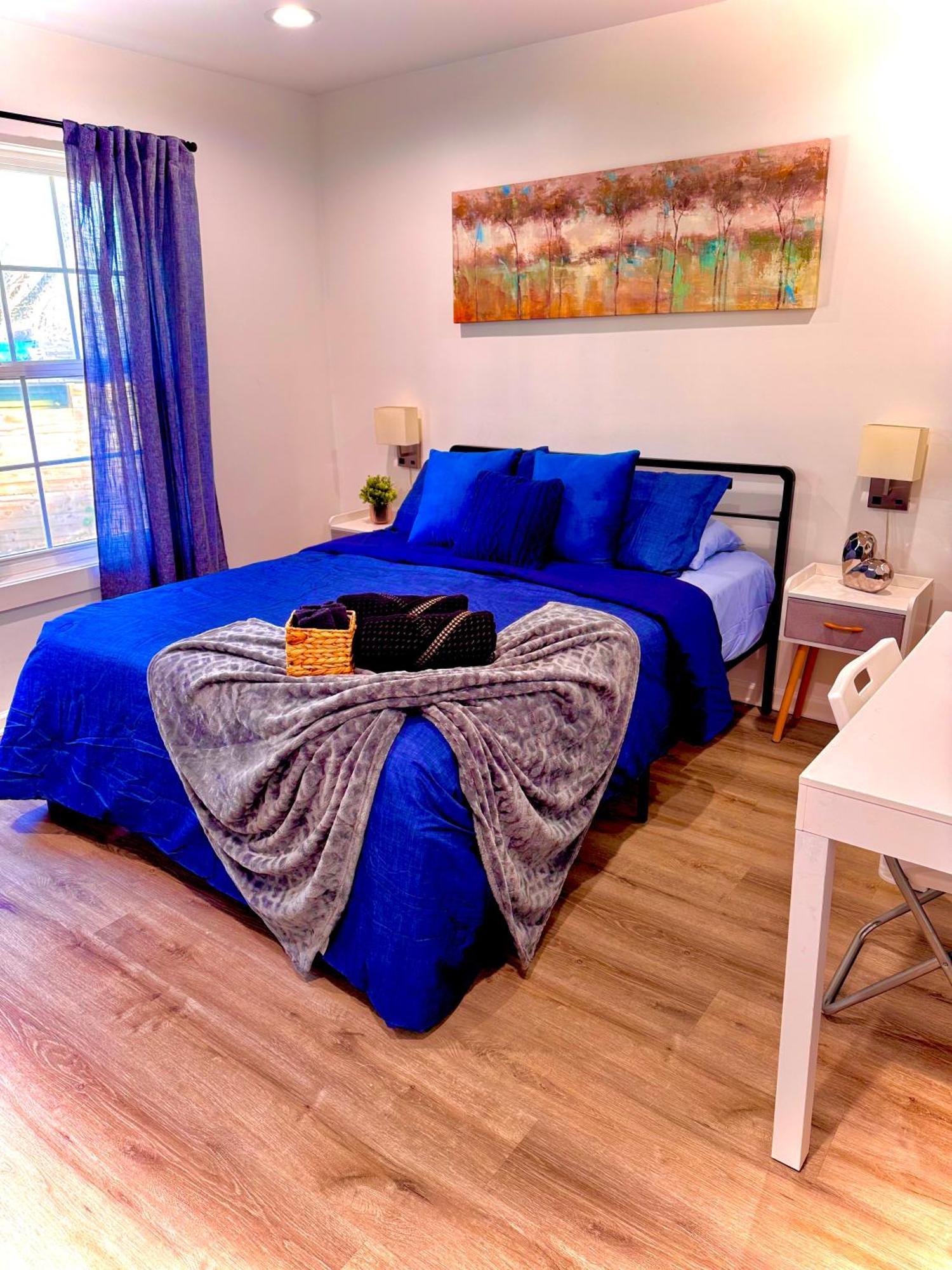 Modern Home Near Uptown Clt, Airport And More Charlotte Ngoại thất bức ảnh